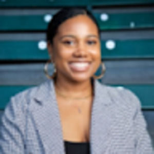 Meet your Posher, Caylah